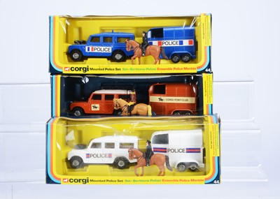 Lot 128 - 1970's Corgi Toys Land Rover & Horse Box Sets