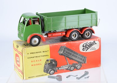 Lot 246 - A Shackleton Toys Mechanical Foden FG6 Tipper Lorry