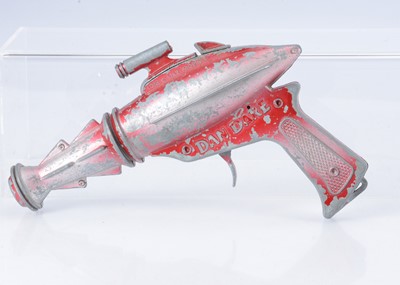 Lot 462 - A 1950's Lone Star Dan Dare Cap Gun
