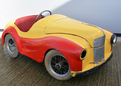 Lot 480 - An Austin J40 Pedal Car