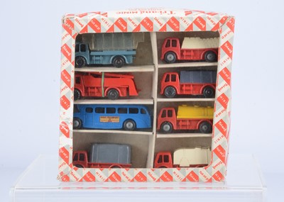 Lot 490 - A boxed Tri-ang Minic M.604 'Fleetowner' Presentation Set