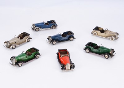 Lot 544 - Tri-ang Minic Tinplate Clockwork 17M Pre & Post-War Vauxhall Tourers
