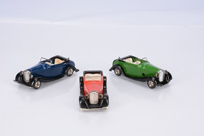 Lot 553 - Tri-ang Minic Tinplate Clockwork 39M Post-War Bentley Type Tourers