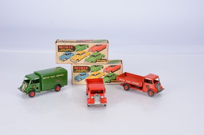 Lot 607 - Tri-ang Minic Tinplate Clockwork Post-War British Road Services Vehicles