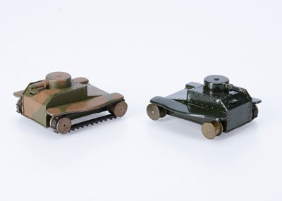 Lot 638 - Tri-ang Minic Tinplate Clockwork 20M Pre-War Army Tanks