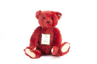 Lot 9 - A Steiff limited edition British Collector's 1998 Teddy Bear