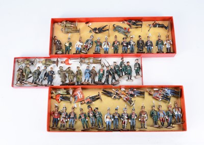 Lot 853 - A collection of mainly Stadden and Hinton Hunt 54mm military figures with a few by Rose Miniatures painted to a very good standard