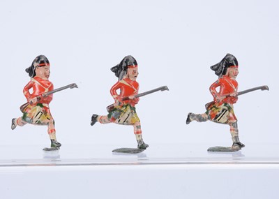 Lot 885 - Reka charging Highlanders (3) dated 14/12/21