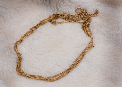 Lot 60 - A 9ct gold guard chain