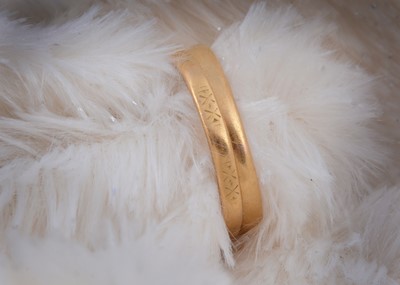 Lot 178 - Two 22ct gold wedding bands