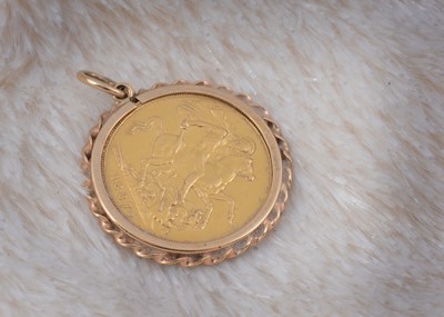 Lot 195 - A Victorian full sovereign