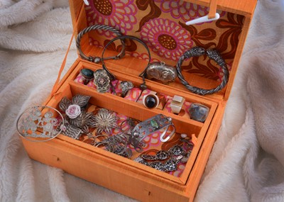 Lot 217 - A collection of continental white metal jewels