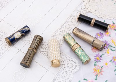 Lot 323 - Six lipsticks