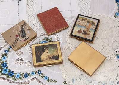 Lot 330 - Three Stratton Wafer compacts c1950s