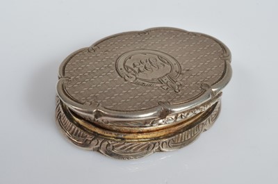 Lot 356 - A Victorian silver vinaigrette by John Tongue