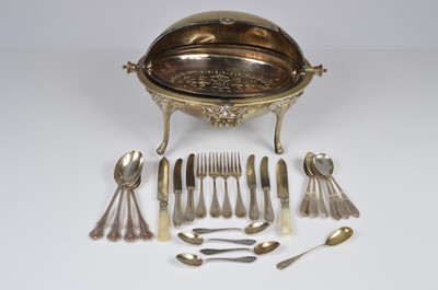 Lot 371 - A set of six German teaspoons