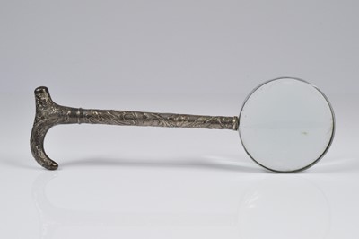 Lot 378 - An early 20th century Far Eastern parasol handle by WN