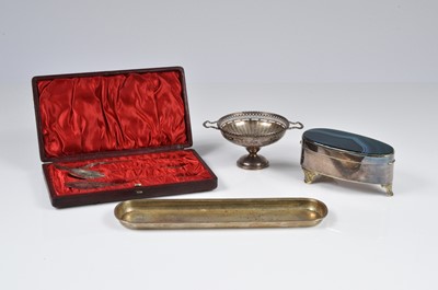 Lot 386 - Four collectable items