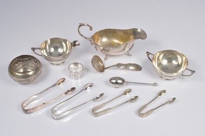 Lot 421 - A collection of silver and silver plate
