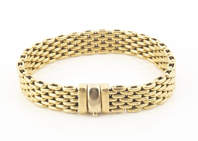 Lot 6 - An Italian 18ct gold bracelet