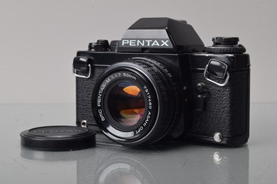Lot 62 - A Pentax LX SLR Camera