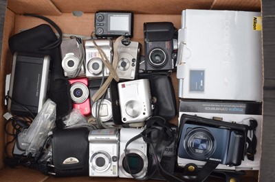 Lot 201 - A Tray of Digital Compact Cameras