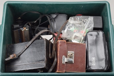 Lot 242 - A Pathescope ''H'' 9.5mm cine Camera