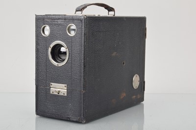 Lot 305 - An Ernemann Magazine Box Falling Plate Camera