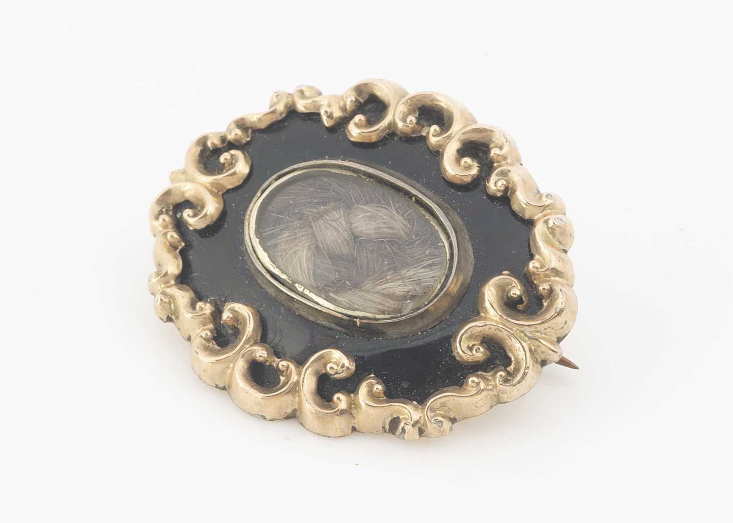 Lot 35 - A dated Victorian mourning brooch