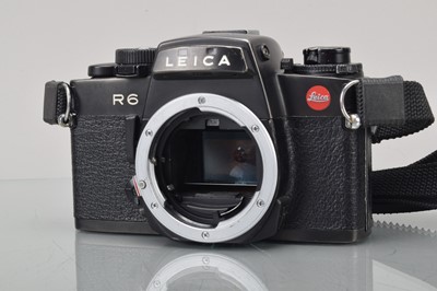 Lot 359 - A Leica R6 SLR Camera Body