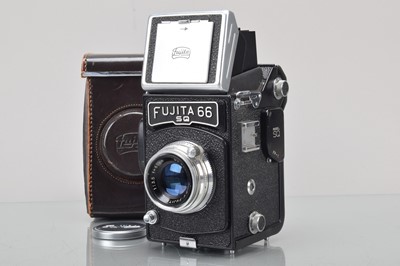 Lot 372 - A Fujita 66 SQ Medium Format Camera