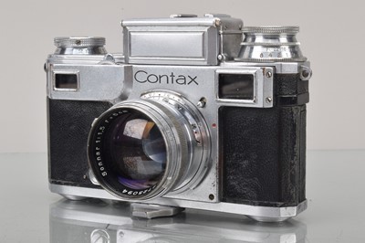 Lot 384 - A Zeiss Ikon Contax III Rangefinder Camera