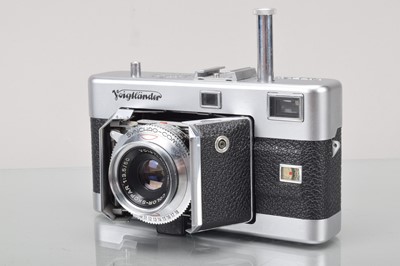 Lot 418 - A Voigtländer Vitessa N Rangefinder Camera