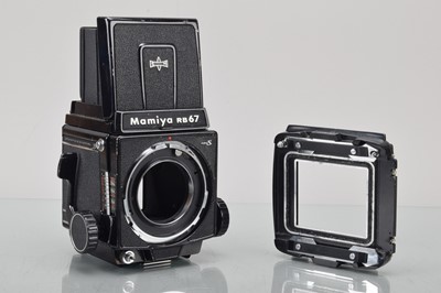 Lot 424 - A Mamiya RB67 Pro S Camera Body