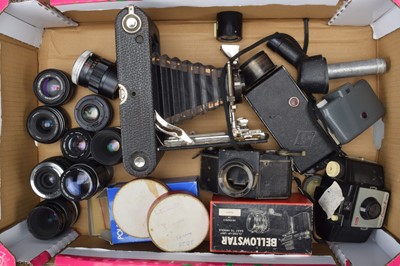 Lot 452 - A Tray of Photographic items