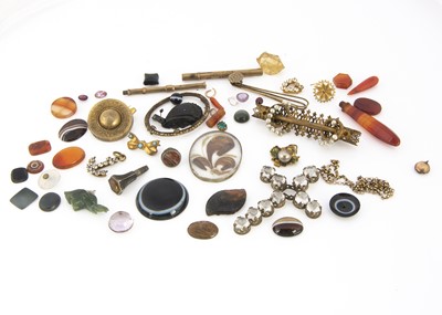 Lot 58 - A collection of 19th century jewels and gems