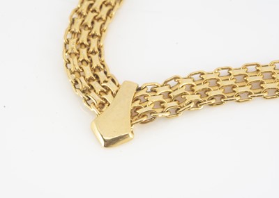 Lot 203 - A 9ct gold chain necklace